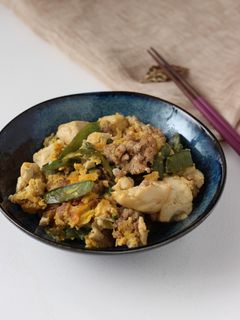 ご飯が進む春の味☆絹さや肉豆腐の卵とじ-レシピのメイン写真