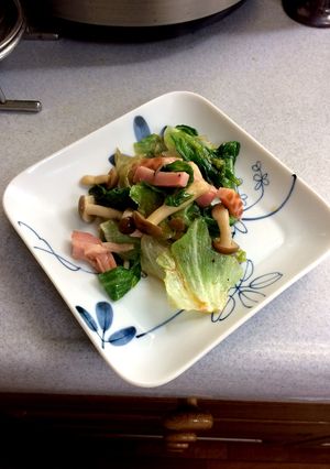 レタスとベーコンのオイスターソース炒め-レシピのメイン写真
