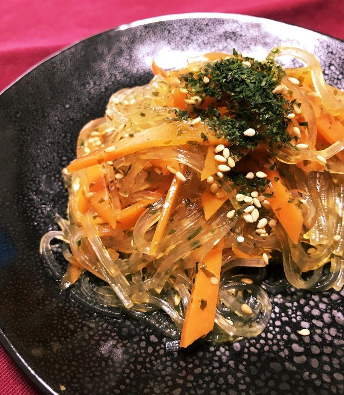 あおさとごま油香るニンジン春雨 by 魔法使い三浦 【クックパッド