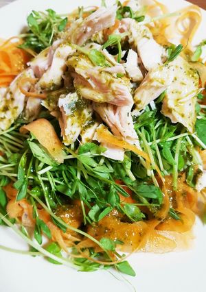 豆苗と人参の満腹サラダ-レシピのメイン写真