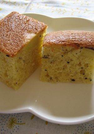 炊飯器で黒ゴマとさつまいものケーキ♪♪-レシピのメイン写真