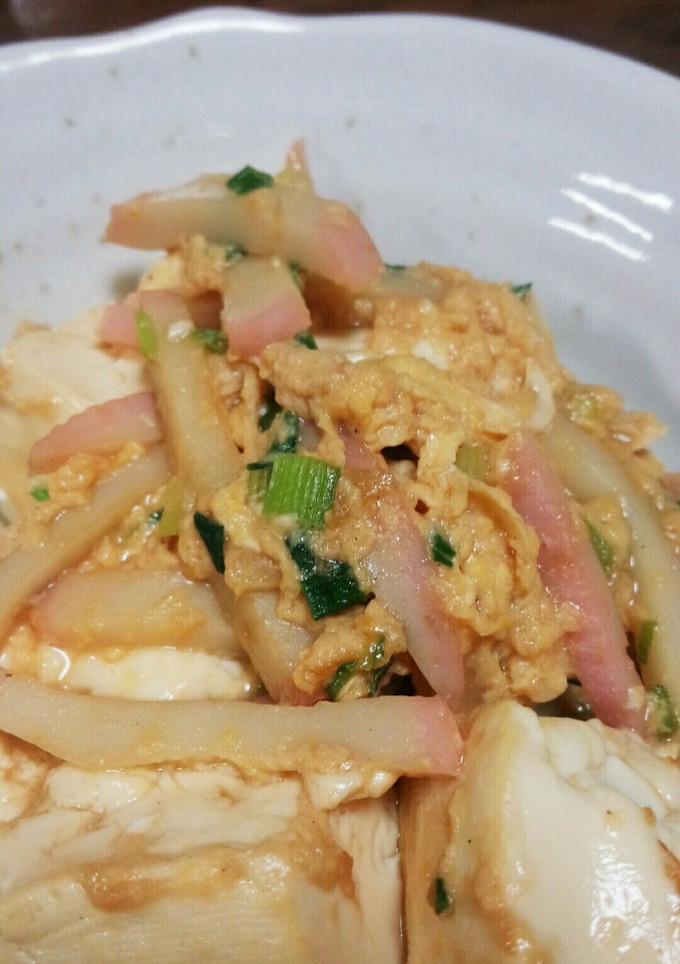 豆腐とかまぼこのそぼろ炒め-レシピのメイン写真