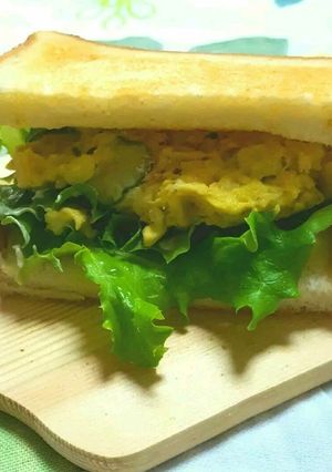 カレー風味ポテサラリメイク☆簡単サンド-レシピのメイン写真