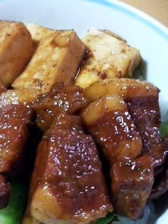 春キャベツといっしょに!コク旨豚の角煮丼-レシピのメイン写真
