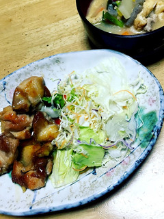 鶏の照り焼きと豚汁-レシピのメイン写真