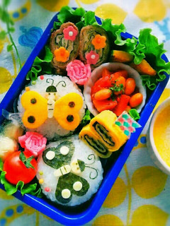 《キャラ弁》蝶々おにぎりの春弁当♡-レシピのメイン写真