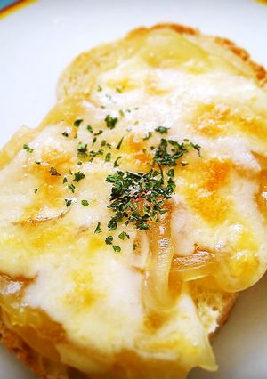 食べるオニオングラタンスープ-レシピのメイン写真