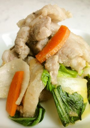 ノンオイル♪豚バラと青梗菜のゆず酢炒め-レシピのメイン写真