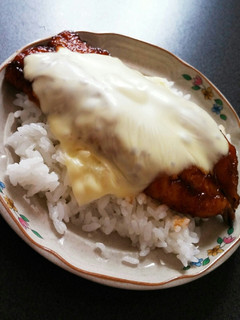 さんまの蒲焼き☆チーズのせ丼-レシピのメイン写真