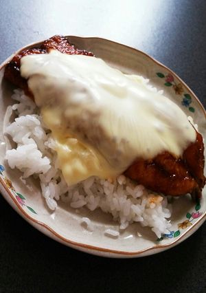 さんまの蒲焼き☆チーズのせ丼-レシピのメイン写真