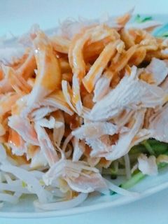 棒棒鶏と鶏肉の茹で汁を使った炊き込みご飯-レシピのメイン写真