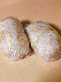 節約飯♪ 天丼みたいな天かすおにぎり♪-レシピのメイン写真