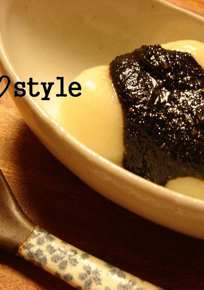 もちもち～♪黒ゴマだれの豆腐白玉団子♪-レシピのメイン写真