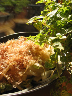 ひとりご飯♡レンジで焼きうどん-レシピのメイン写真