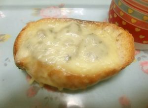 アンチョビペーストとチーズトースト-レシピのメイン写真