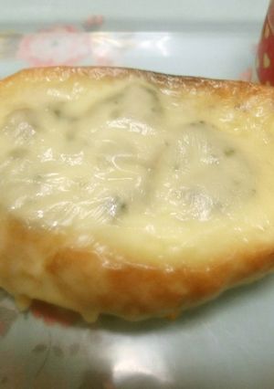 アンチョビペーストとチーズトースト-レシピのメイン写真