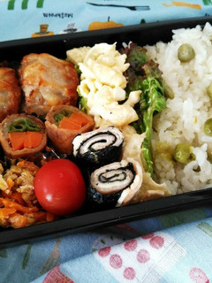 娘弁☆肉巻きと手抜き揚げ焼売弁当-レシピのメイン写真