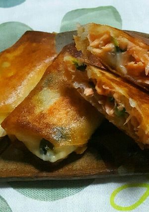 ほうれん草と鮭チーズ春巻き-レシピのメイン写真