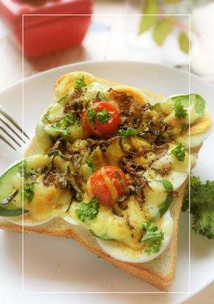茹で卵・野菜のカレーマヨ和トースト-レシピのメイン写真