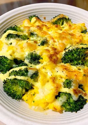 ブロッコリーと卵のマヨチーズ焼き-レシピのメイン写真