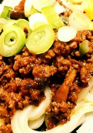 派生◆ぷりしこ肉味噌冷やしうどん-レシピのメイン写真