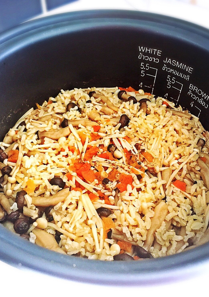 きのこの炊き込みご飯-レシピのメイン写真
