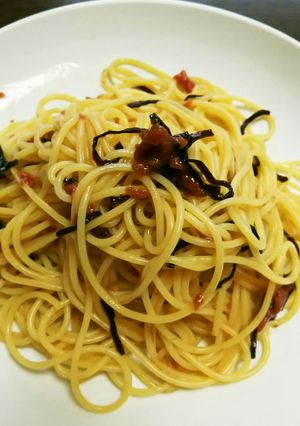 混ぜるだけで簡単！梅と塩昆布パスタ-レシピのメイン写真