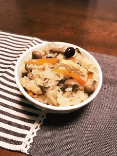 シンプル炊き込みご飯-レシピのメイン写真