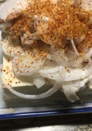 簡単☆新たまねぎとシーチキンの地獄冷奴-レシピのメイン写真