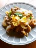 ご飯がススム♡新玉たっぷり炒め♪