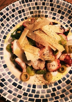 タコとそら豆のオリーブオイル炒め-レシピのメイン写真
