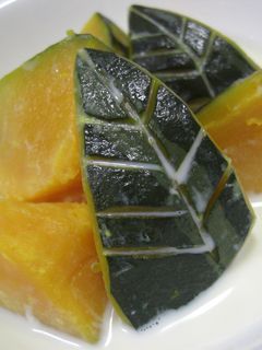 煮物にどうぞ☆かぼちゃで葉っぱ♪-レシピのメイン写真