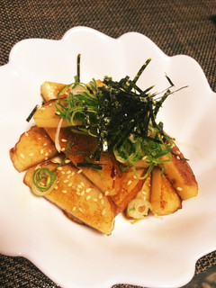 かまぼこのバター醤油-レシピのメイン写真
