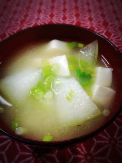 トウガンのお味噌汁☆昆布だし+鰹だし顆粒-レシピのメイン写真