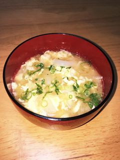♬新玉ねぎの卵とじ味噌汁♬-レシピのメイン写真