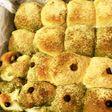 ふわふわちぎりパン 黒豆入り