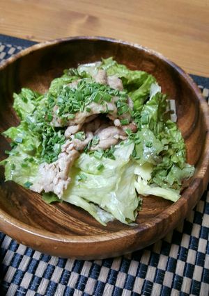 ゴマ油香る豚肉とレタスのサラダ-レシピのメイン写真