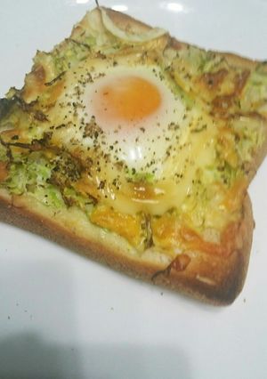 ダイレクトに♪巣ごもり卵 トースト。-レシピのメイン写真