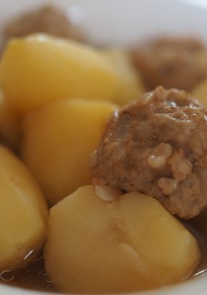もち麦入り☆じゃがいもとフワフワ肉団子煮-レシピのメイン写真