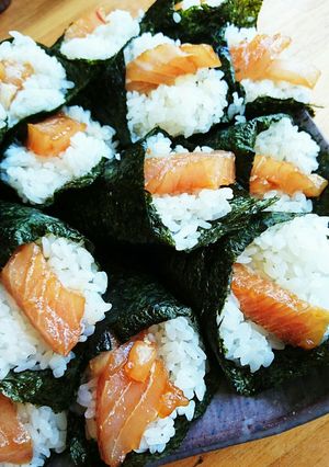 簡単マグロの漬け手巻き寿司-レシピのメイン写真