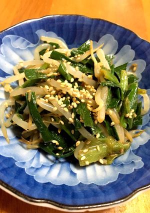 モヤシとニラの簡単カラシ醤油和え♪-レシピのメイン写真