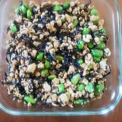 A picture of あっさりヘルシー。枝豆ひじき入り鶏そぼろ.