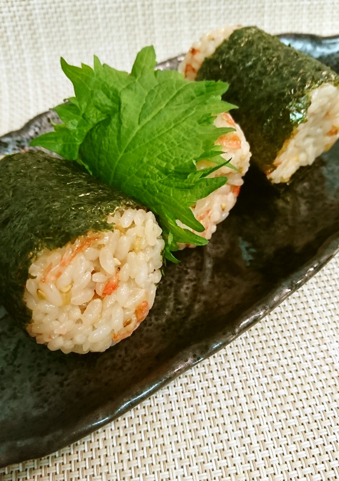 桜えびと揚げ玉のおにぎり-レシピのメイン写真