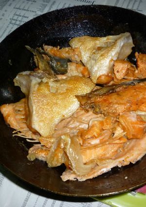 鉄パンで銀鮭のアラの焼き鮭-レシピのメイン写真