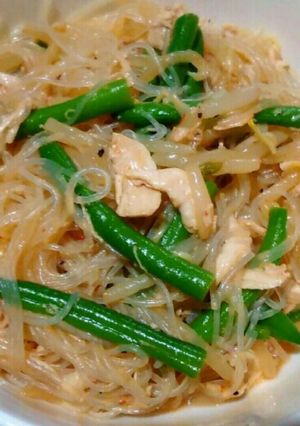 いんげんと蒸し鶏のピリ辛春雨サラダ-レシピのメイン写真