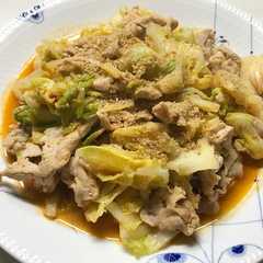 รูปของ 春キャベツ☆豚肉と春キャベツの坦々炒め☆