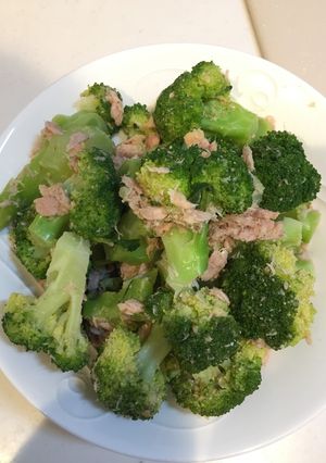 ブロッコリーのツナ梅酢胡麻和え-レシピのメイン写真