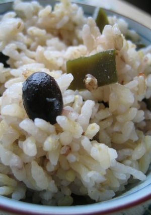 昆布の香りがいい 雑穀黒豆ご飯-レシピのメイン写真