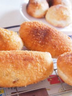 マヨネーズでカリカリ焼きカレーパン-レシピのメイン写真