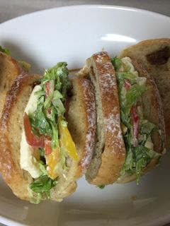 クリームチーズとしゃきしゃきレタスサンド-レシピのメイン写真